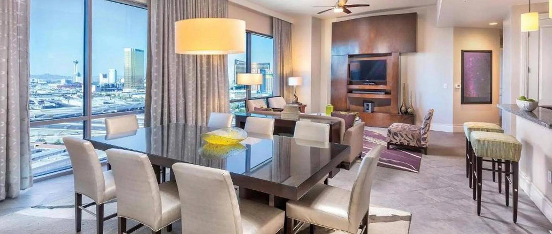 Las Vegas Desert Blue By Hellovacay Las Vegas